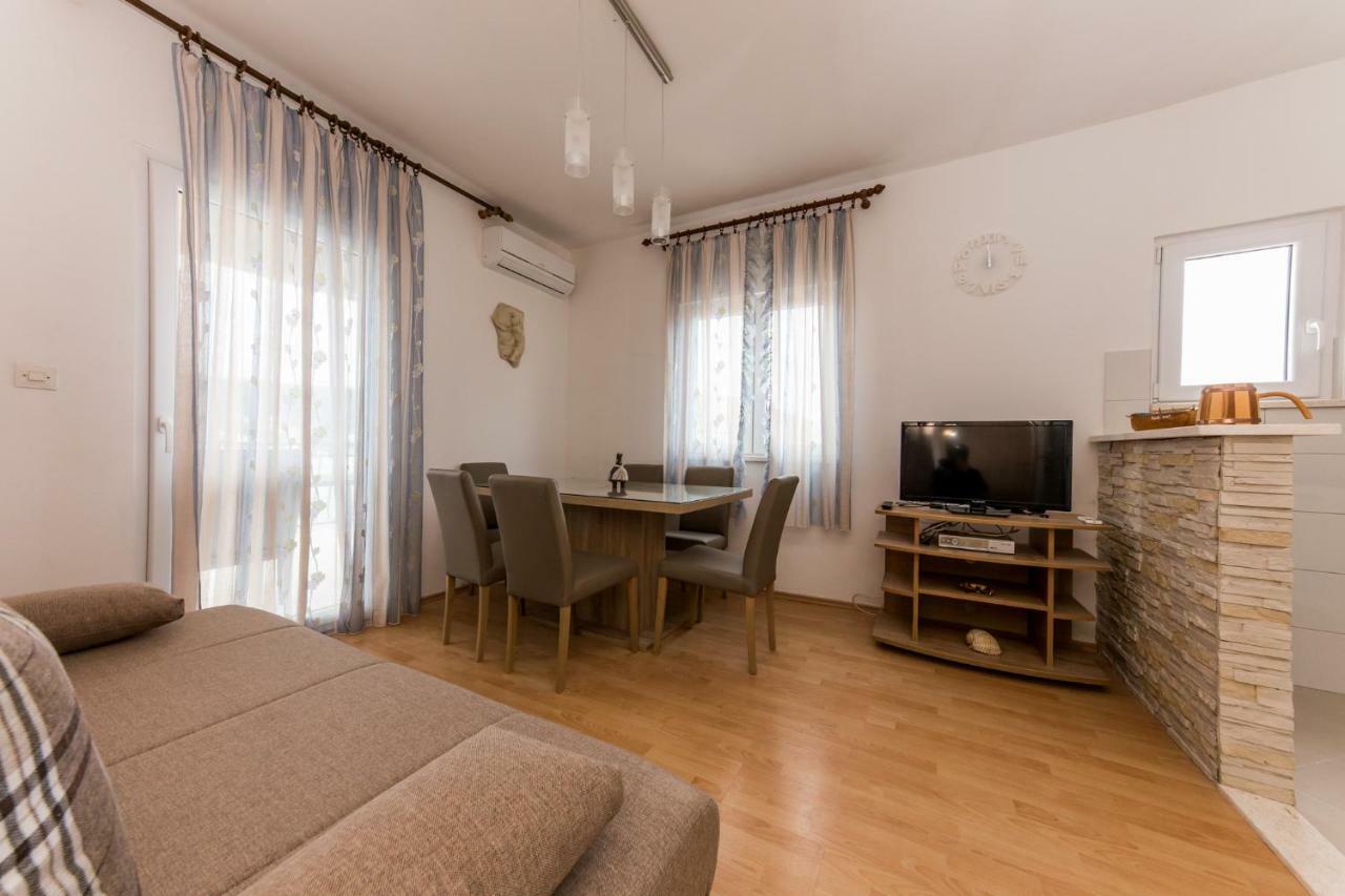 Apartments Mate Винишче Экстерьер фото