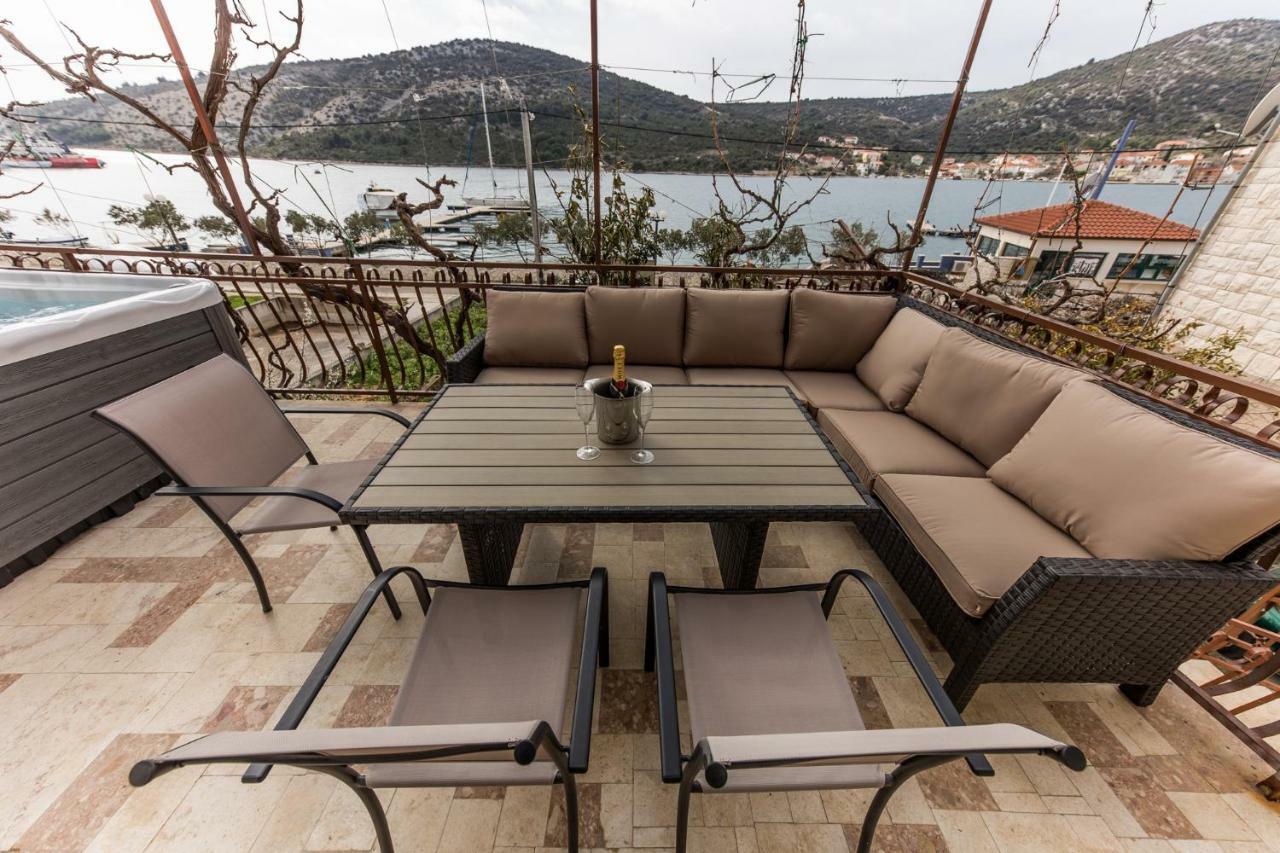 Apartments Mate Винишче Экстерьер фото